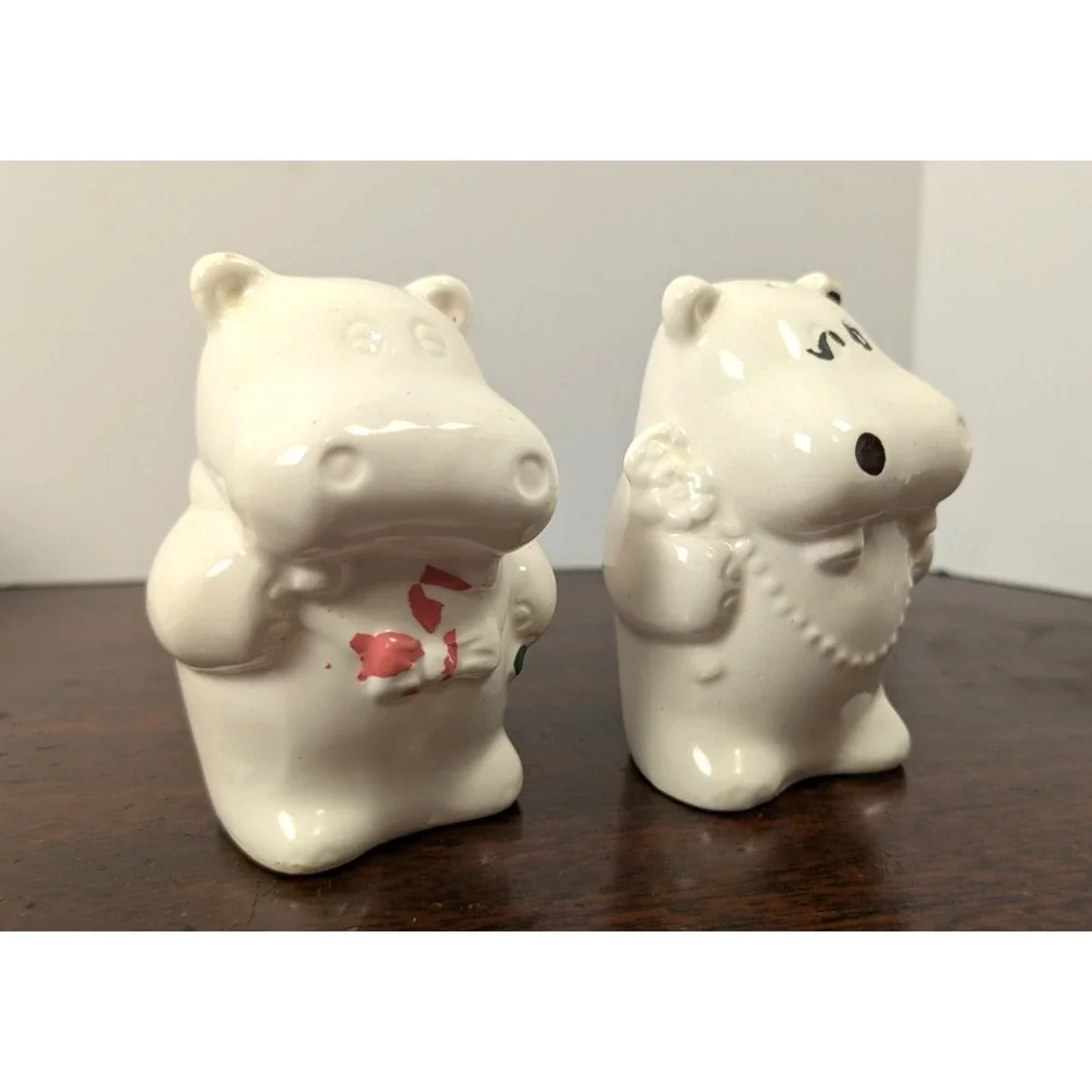 Vintage Hippo Salt & Pepper Shakers Ceramic Hippopotamus Couple Japan White